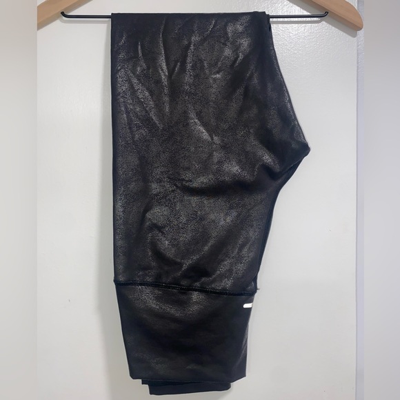 NWOT! Aerie Crackle High Waisted Leggings - Picture 4 of 7